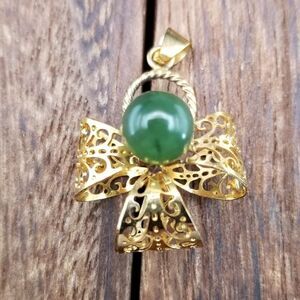 Lace gold tone cross emerald charm pendant for necklace P231